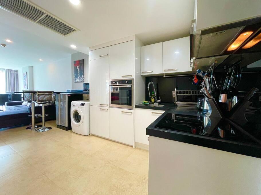 60Sqm Luxury 1 Bed - Pattaya City Centre - Centara Avenue Residences - 704 Εξωτερικό φωτογραφία